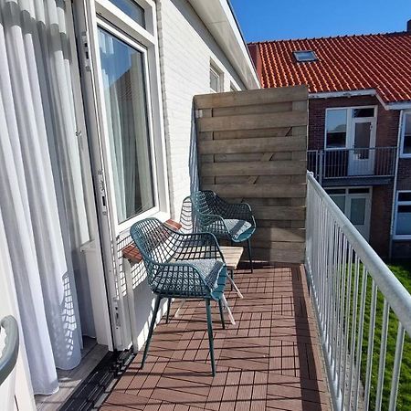 Appartement Vlakbij Strand En Centrum Заутеланде Екстер'єр фото